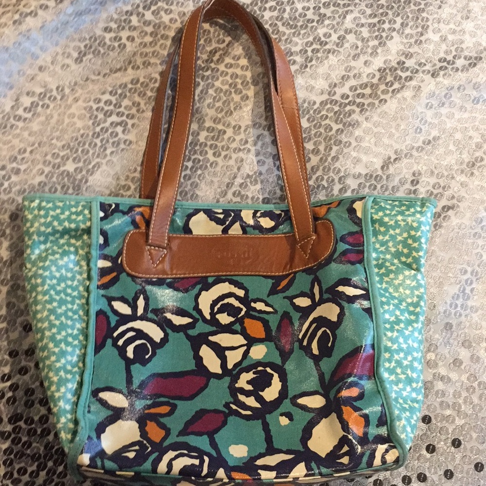 Fossil purse